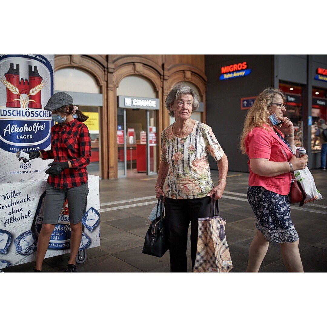 Masks. With. Without. And half. Basel train station, Switzerland, 2020
.
.
.
#coronamask #trainstation #basellive
#coronavirus #documentaryphotography #streetportrait #maskobligation #streetphotographyworldwide #streetphoto_color #sweet_street_beat #streetclassics #street_focus_on #onthestreet #nonstopstreet #photostreet #swissstreets #feldschlösschen #instaswitzerland #streetportraits #streetphotography #coronatime #maskenpflicht #lovebasel #instabale